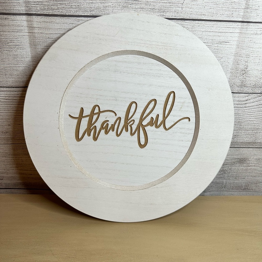 “Thankful” Wall Farmhouse Decor
